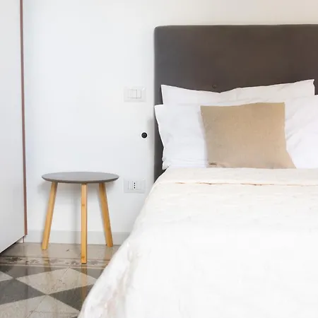 Imperia House شقة *